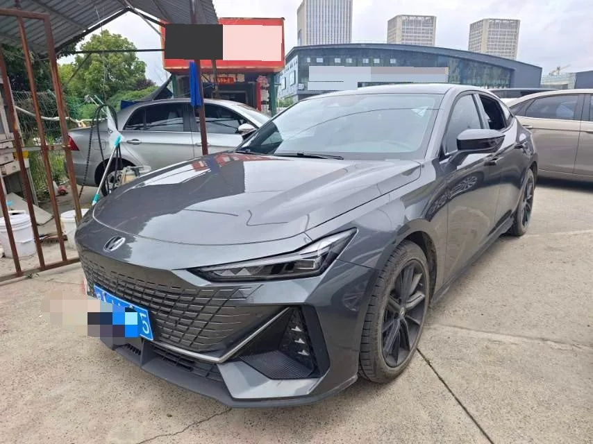 Changan 2023 UNI-V 1.5T Premium Automatic