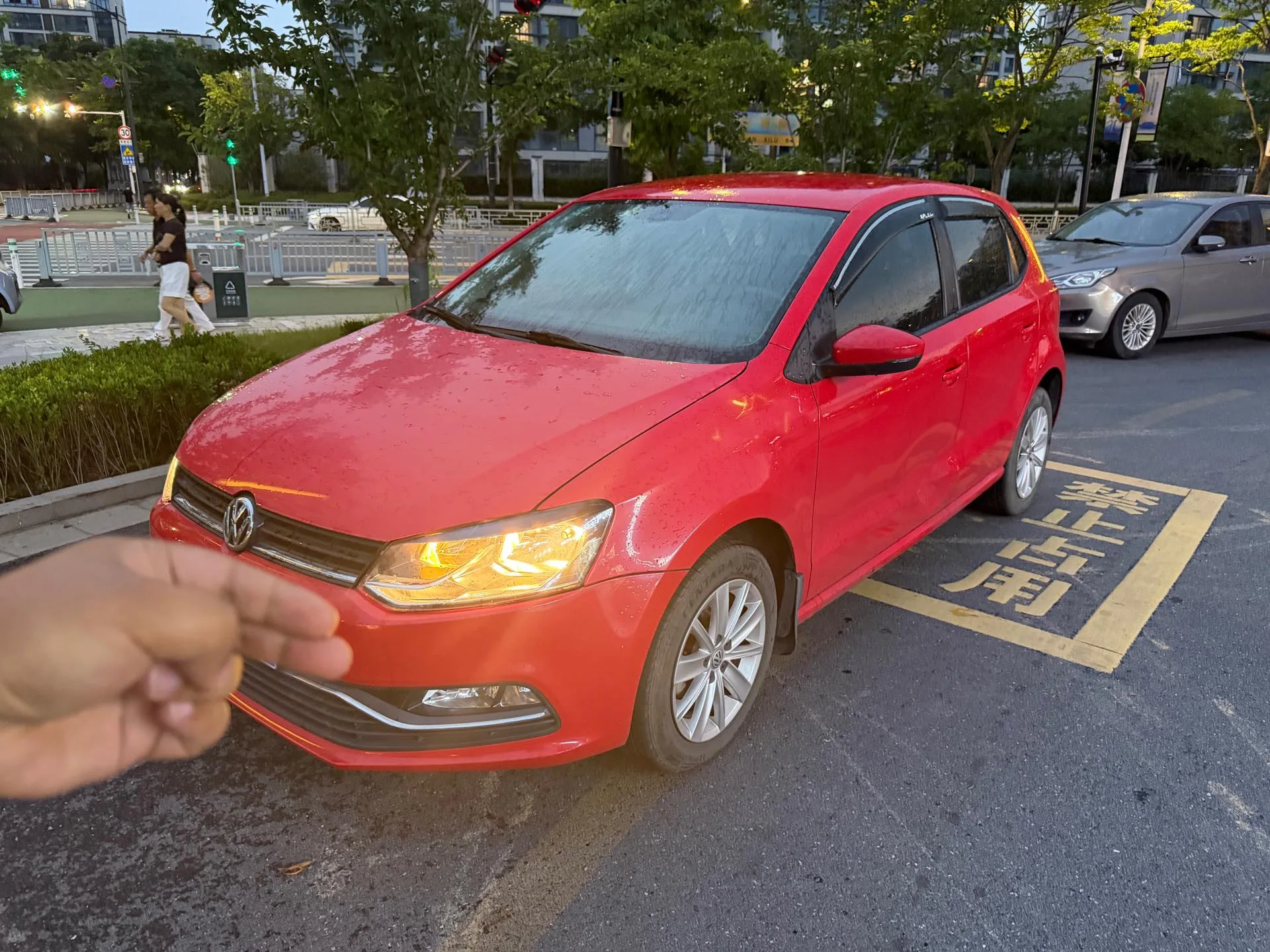 2014 Polo 1.6L Automatic Comfort Edition
