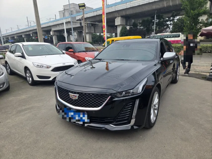 2023 Cadillac CT5 28T Luxury (Standard Edition)