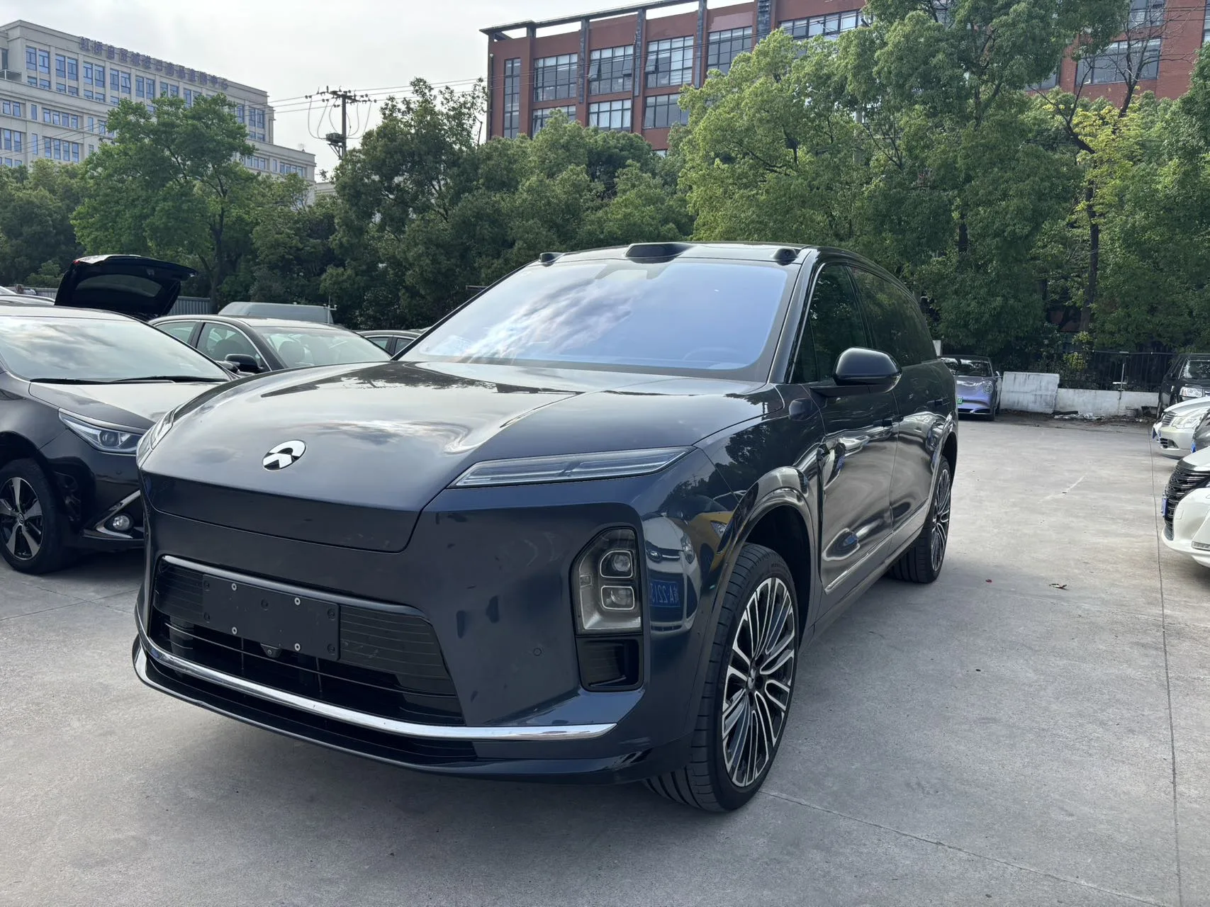 NIO 2026 ES8 6-seater Executive Signature Edition Automatic