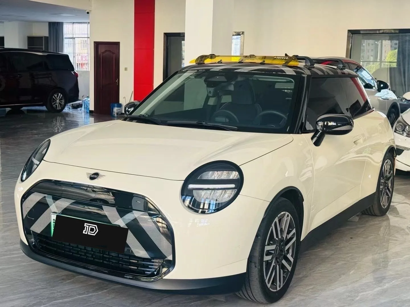 MINI Electric 2024 Cooper E Classic Edition