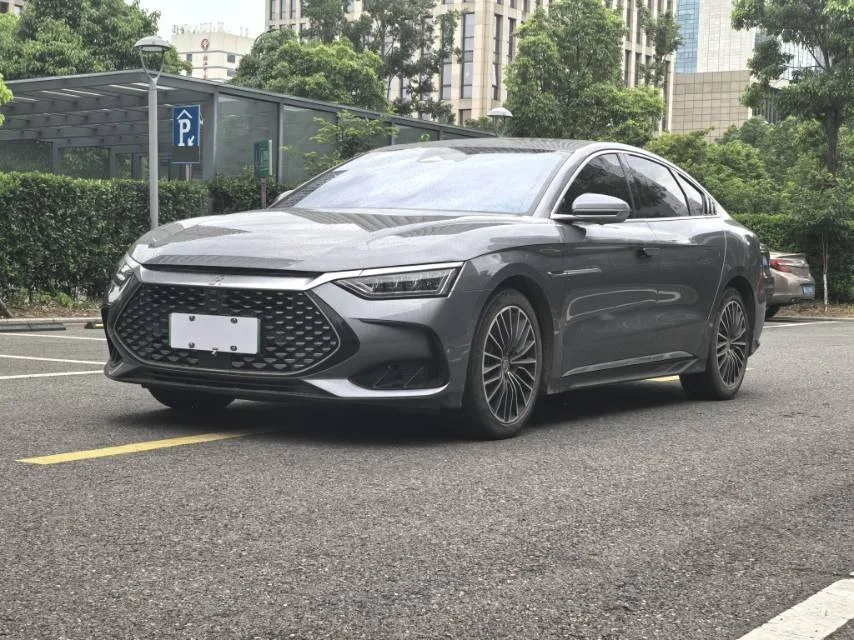 BYD 2023 Han DM-i 1.5T CVT Champion Edition 121KM Premium Automatic