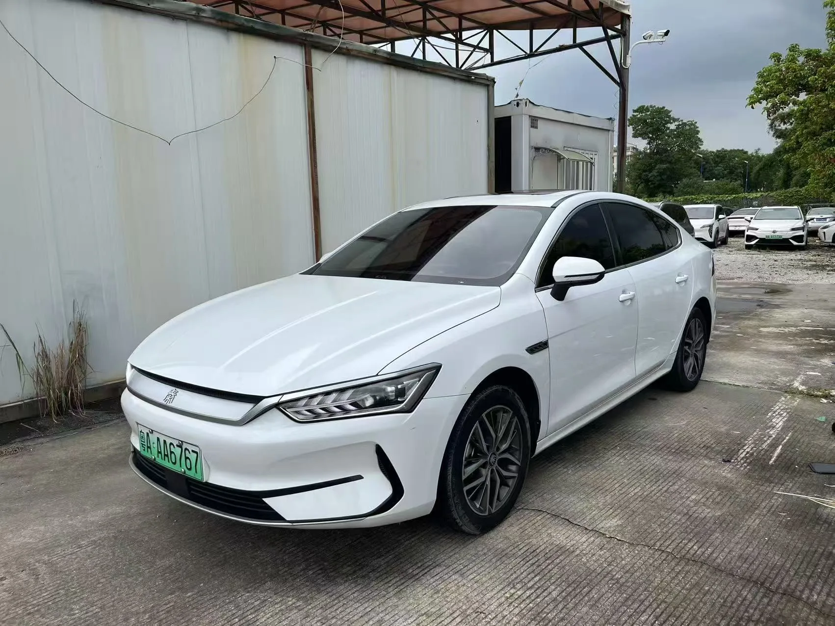 Qin PLUS 2021 EV 500KM Premium Edition