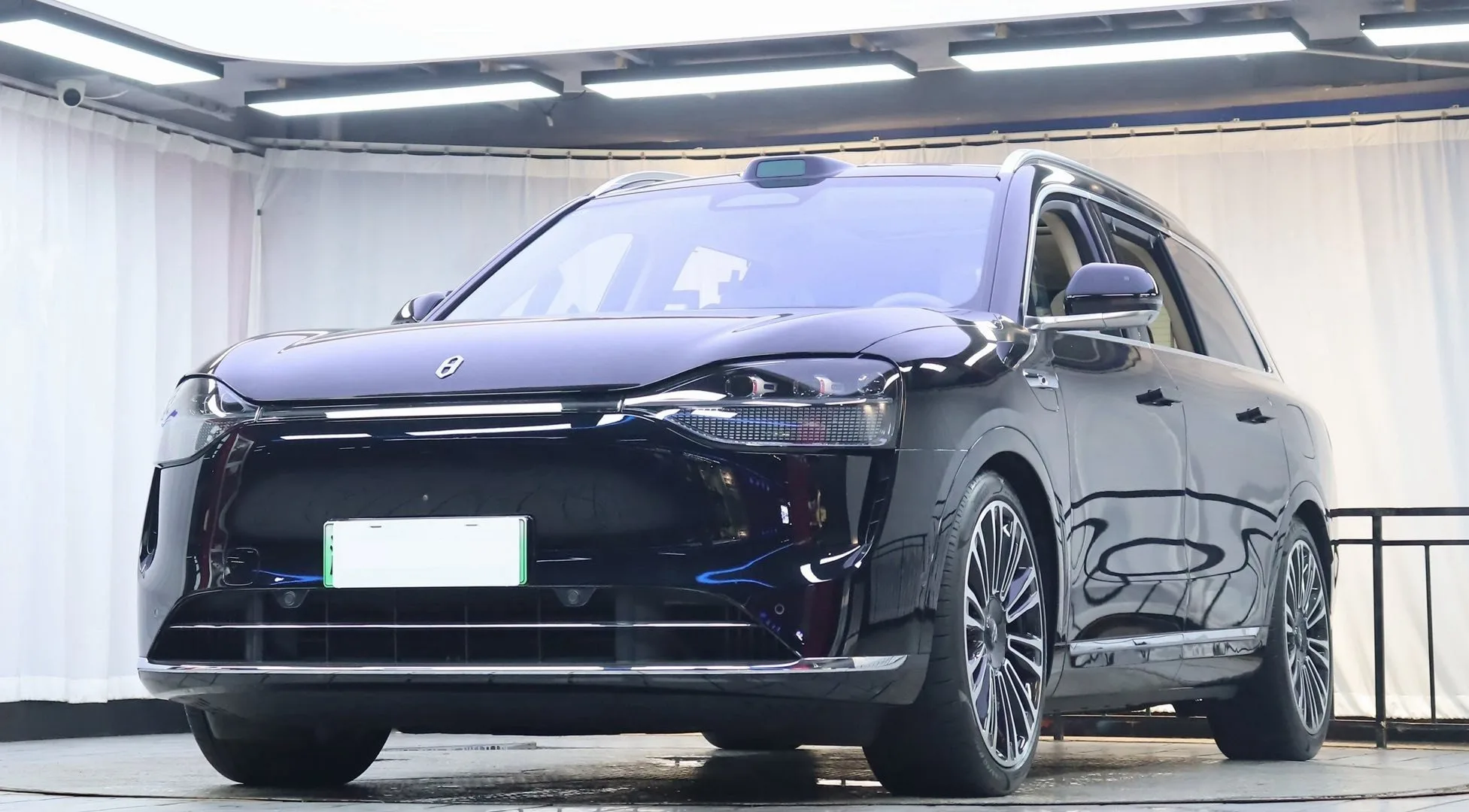 Wenjie M9 2024 Ultra Range Extended Edition 52kWh