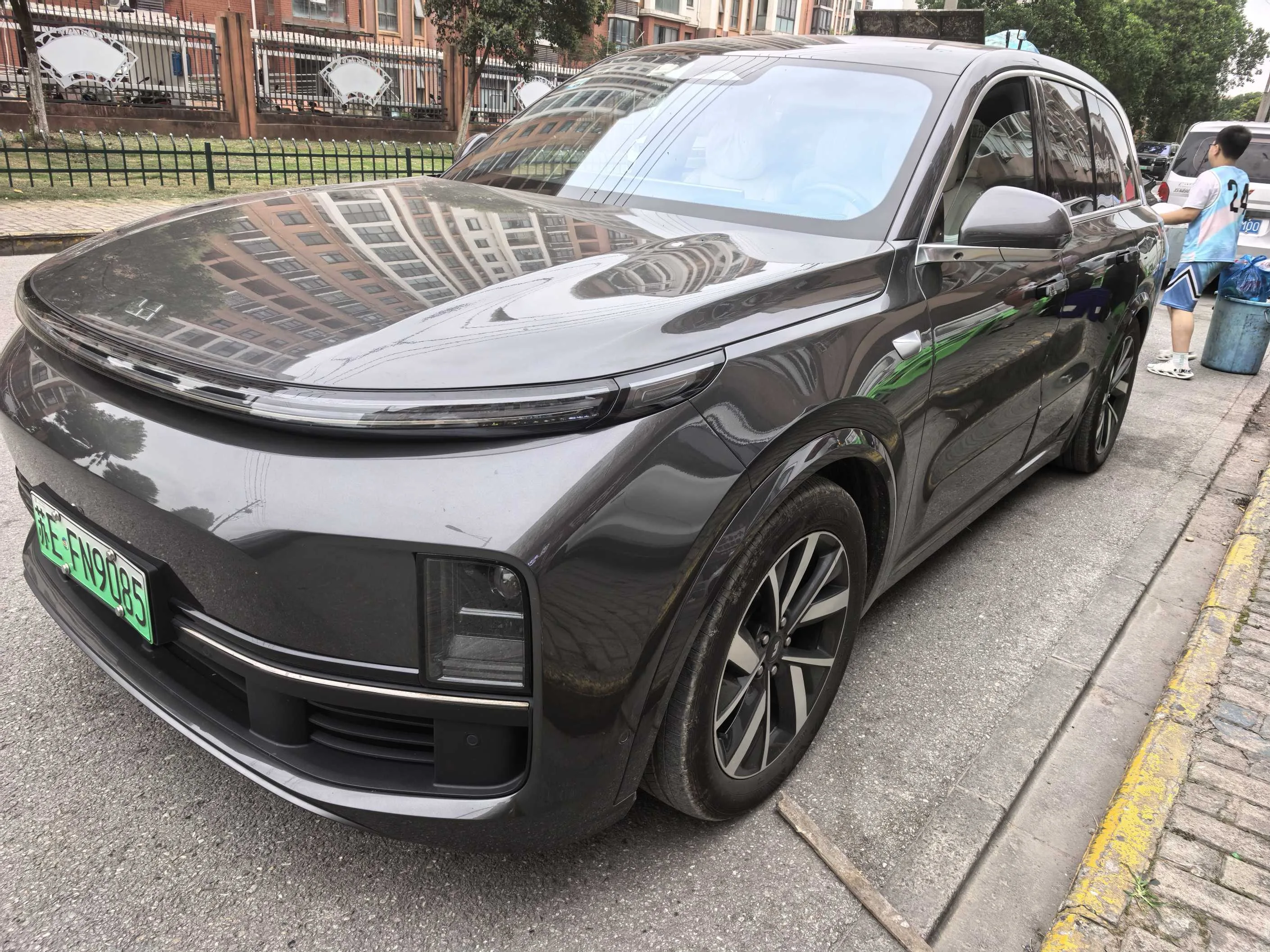Li Auto L8 2023 Pro