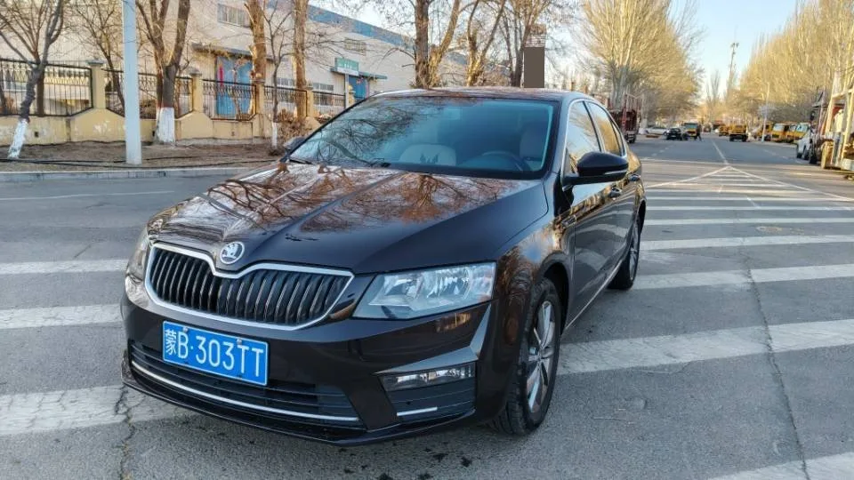 Skoda Octavia 2017 1.6L Automatic "X-Line" Edition