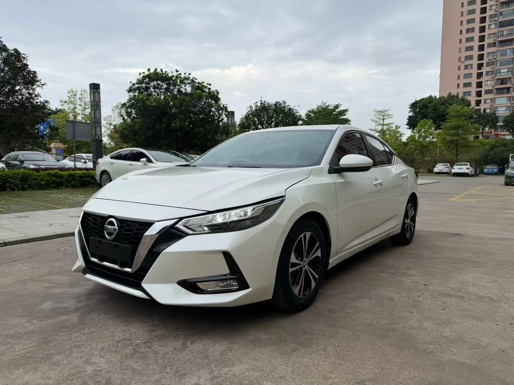 Nissan Sylphy 2021 1.6L XL CVT Enjoy Edition