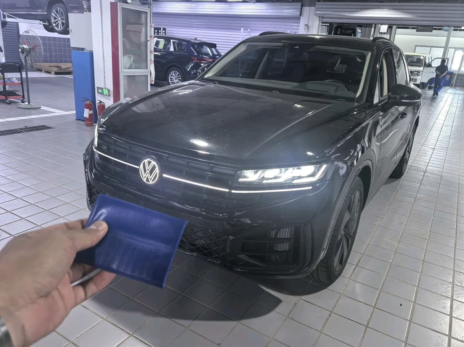 Volkswagen Touareg (Imported) 2026 Touareg 3.0TSI Edge Edition Classic Sport Package Automatic Transmission