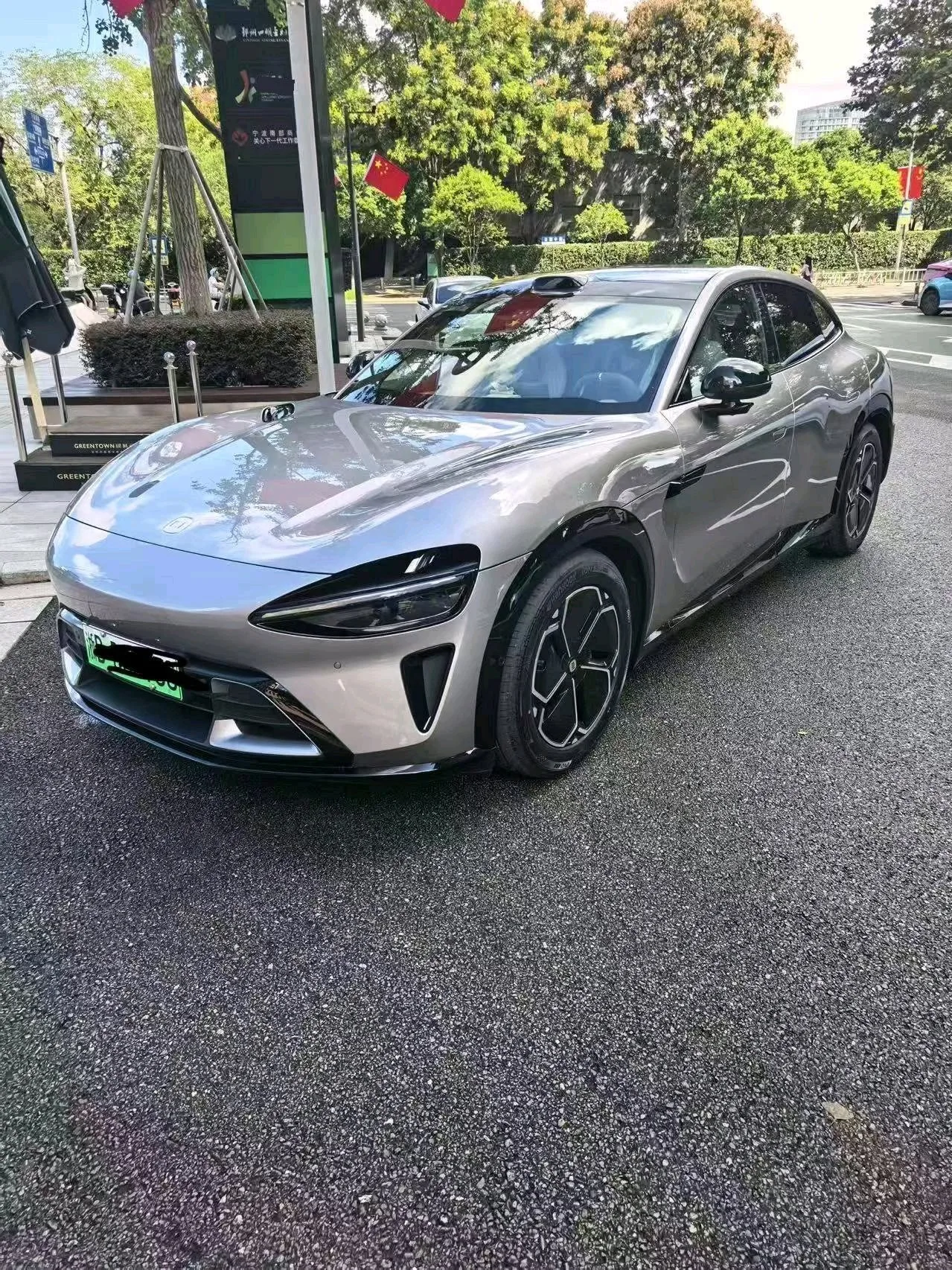 Xiaomi YU7 2025 Ultra-Long Battery Life All-Wheel Drive Pro Edition