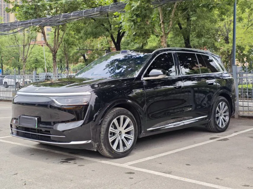 Wenjie M8 2025 Range Extended Max+ Version 53.4kWh 5-Seater