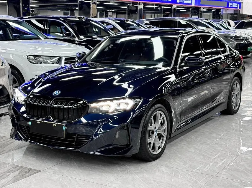 BMW 2024 i3 eDrive 35L Automatic