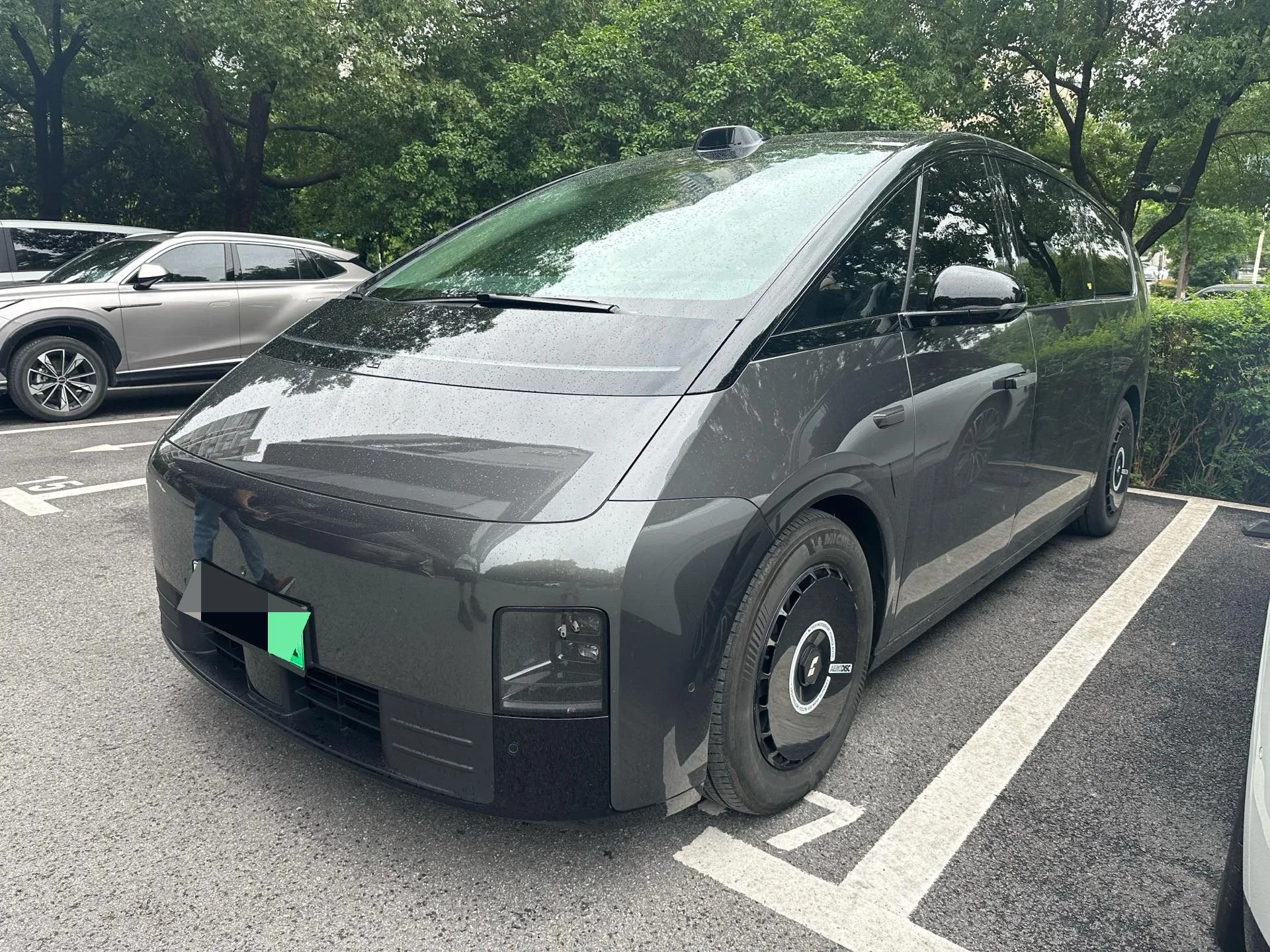 Li Auto MEGA 2024 Ultra