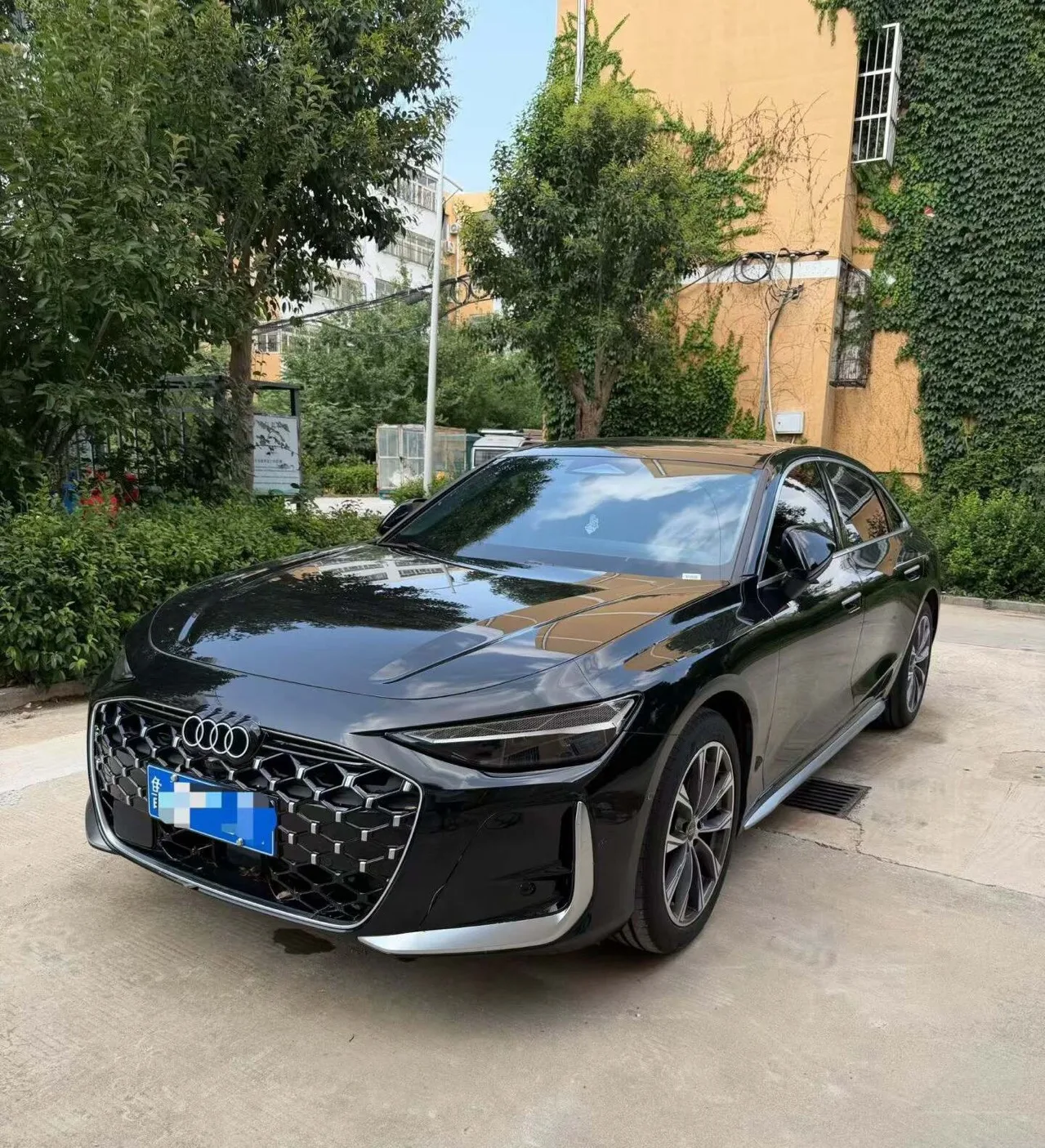 2026 Audi A6L 2.0T Premium Sport Edition, Automatic Transmission