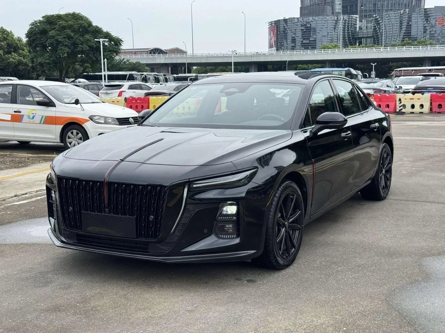 Hongqi 2025 H5 2.0T Xuan Ying Edition, Automatic Transmission