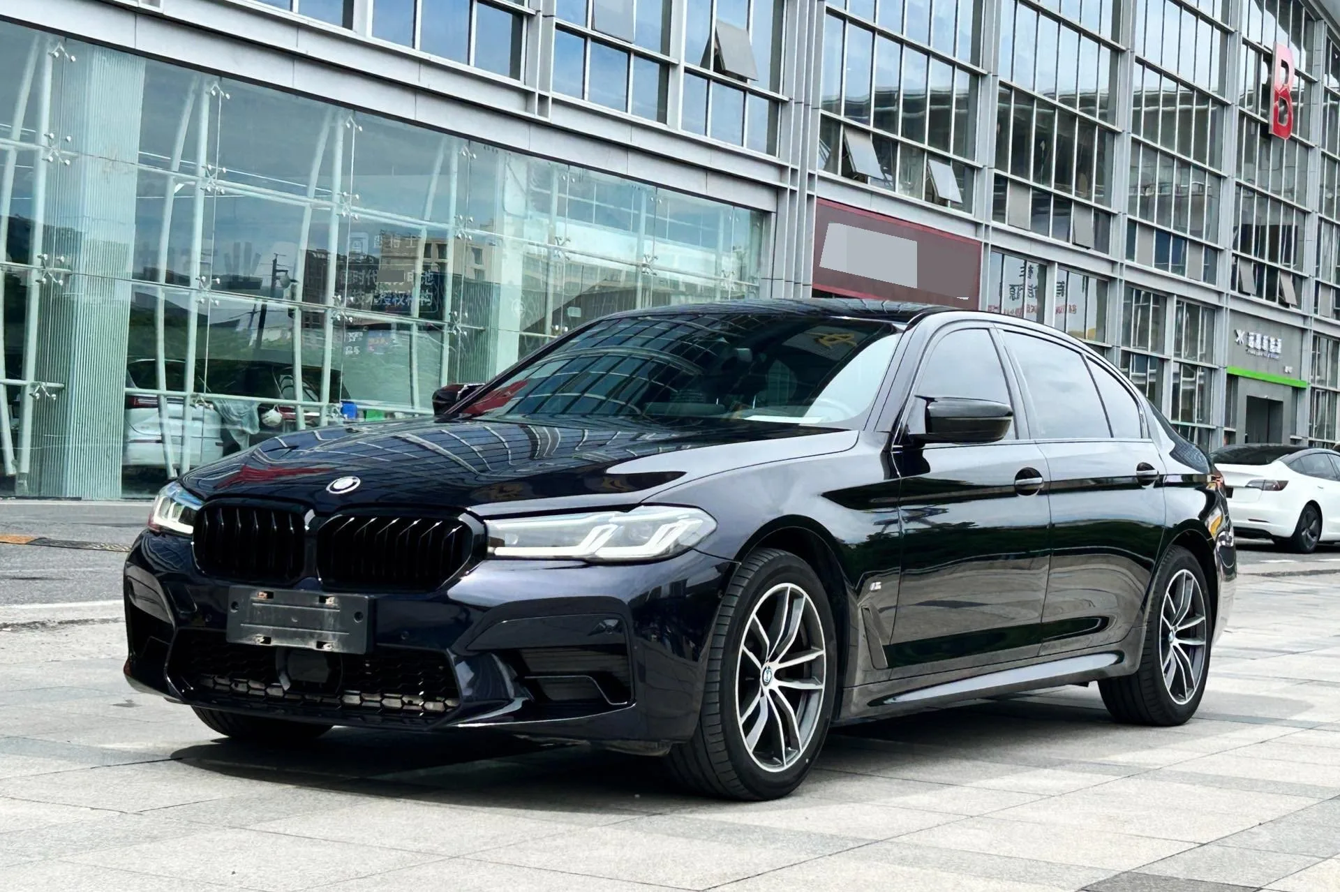 2022 BMW 5 Series Facelift 525Li Luxury Package