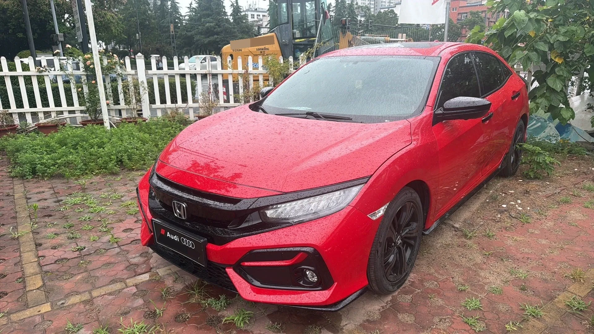 Civic 2021 HATCHBACK 220TURBO CVT Trendy and Cool