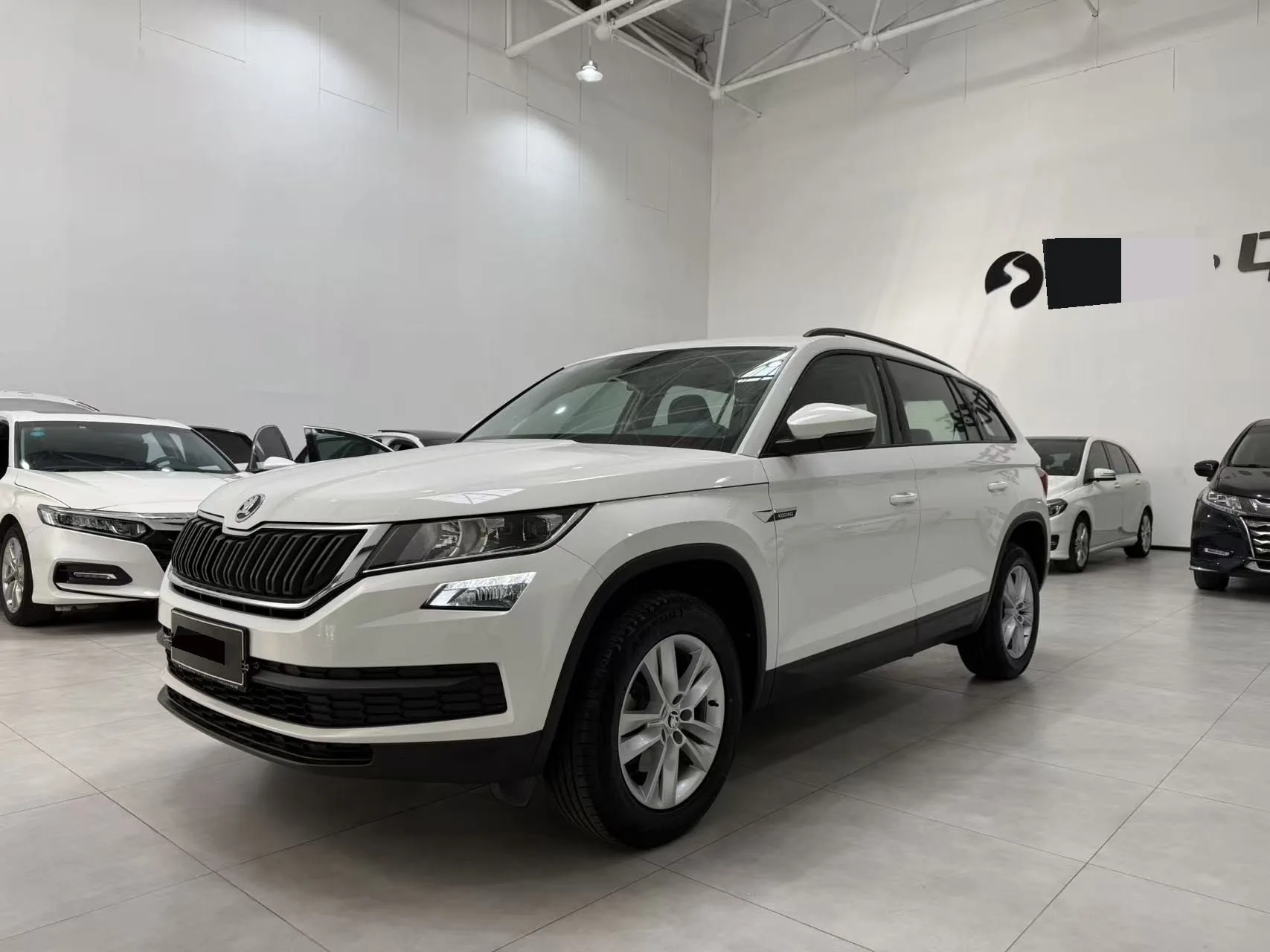 2019 Kodiaq Facelift TSI330 5-seater 2WD Standard Edition (China V Emission Standard)