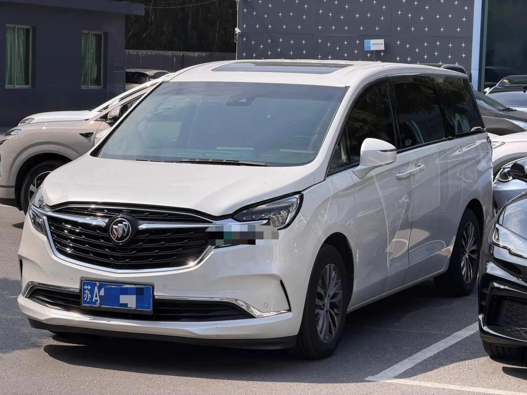 Buick GL8 2022 ES Avantgarde 653T Premium Edition