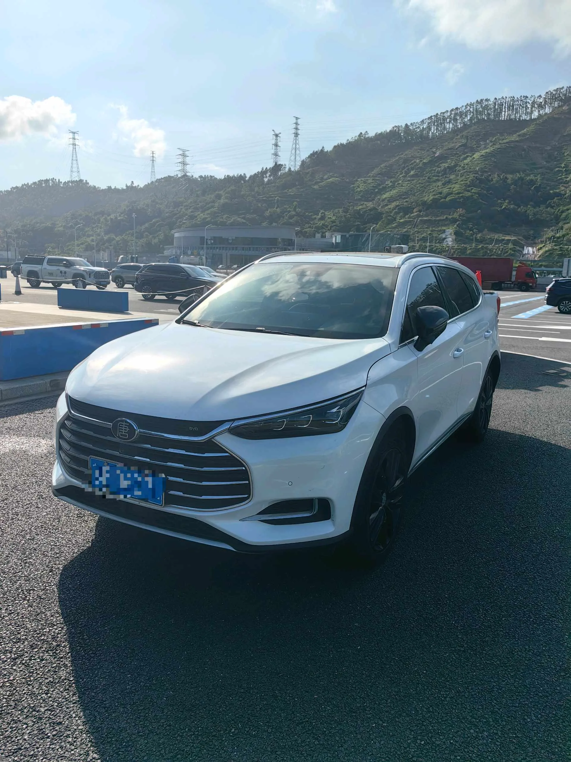 Tang 2019 2.0T Automatic Intelligent Connected Premium 5-seater National VI Emission Standard