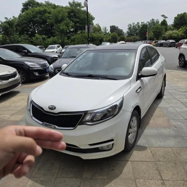 Kia K2 2015 Sedan 1.4L AT TOP