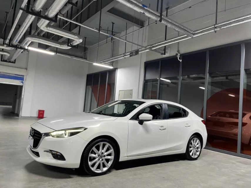 Mazda3 Axela 2017 Sedan 2.0L Automatic Premium (China V Emission Standard)