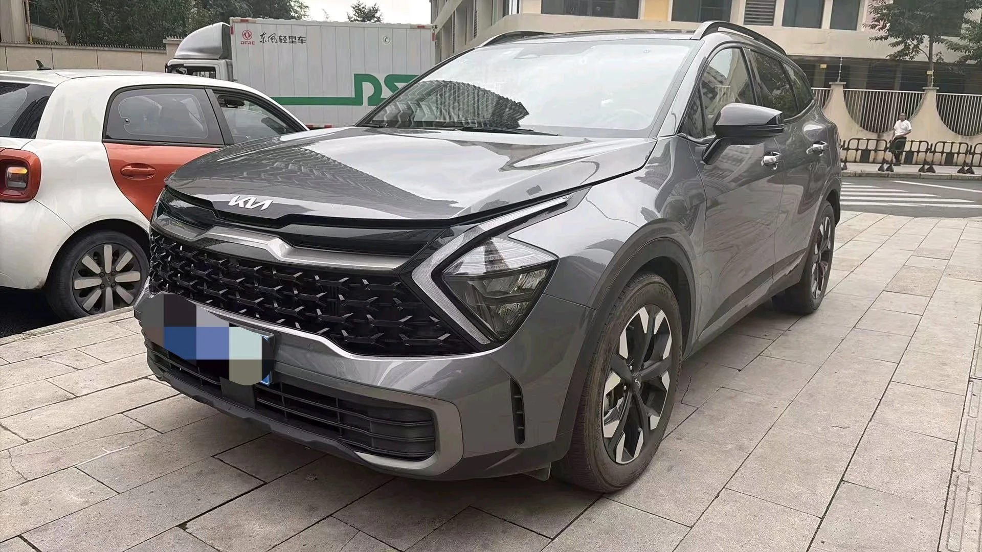 Lion Platinum Expansion 2023 2.0T 2WD Premium Edition