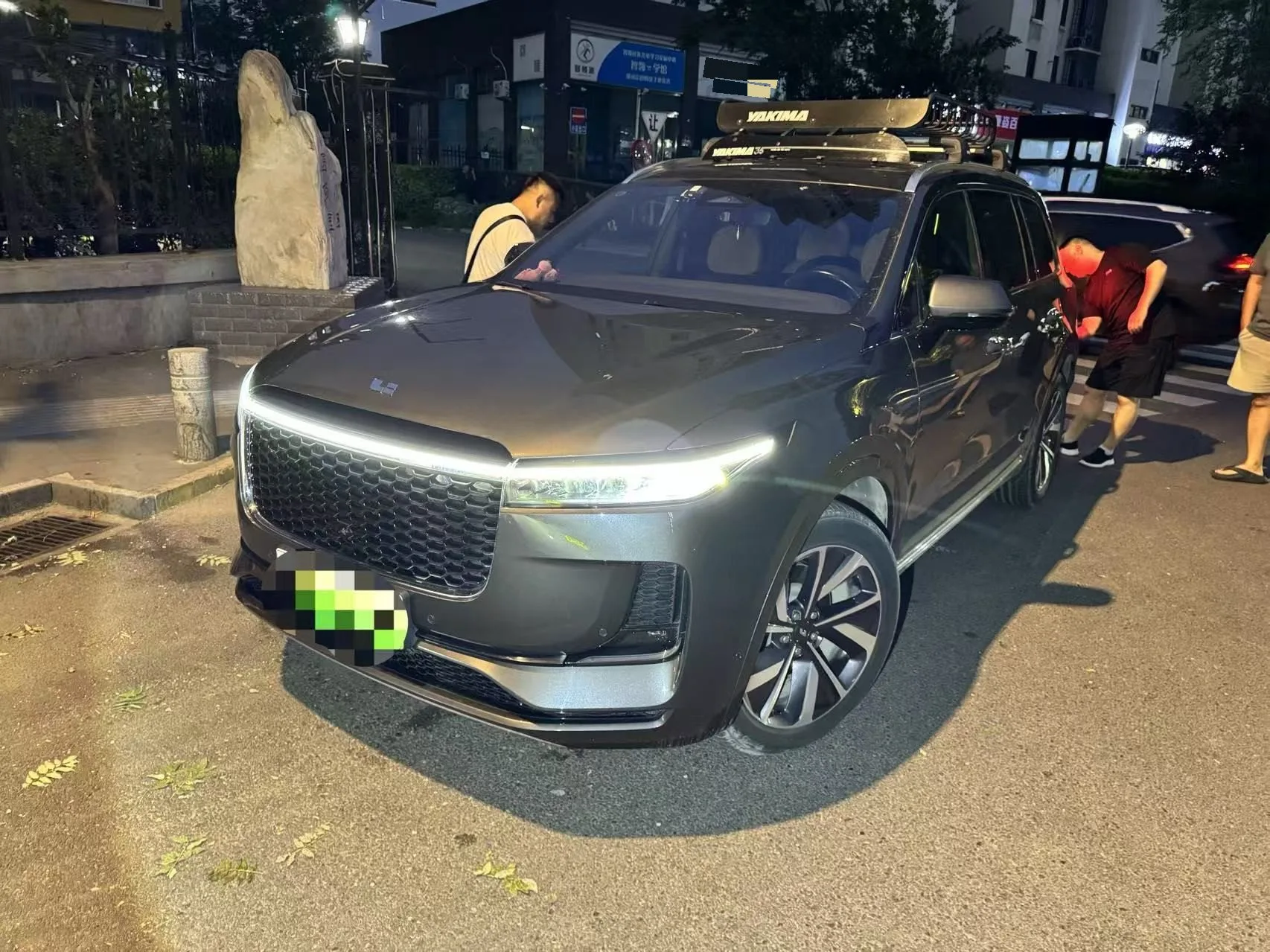 Li Auto ONE 2021 Extended Range 6-Seater Version