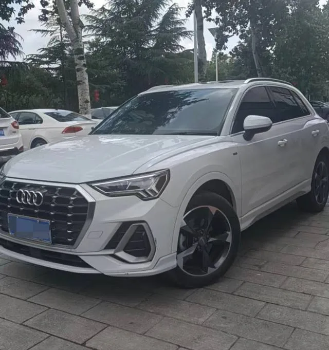 2020 Audi Q3 35 TFSI Sport