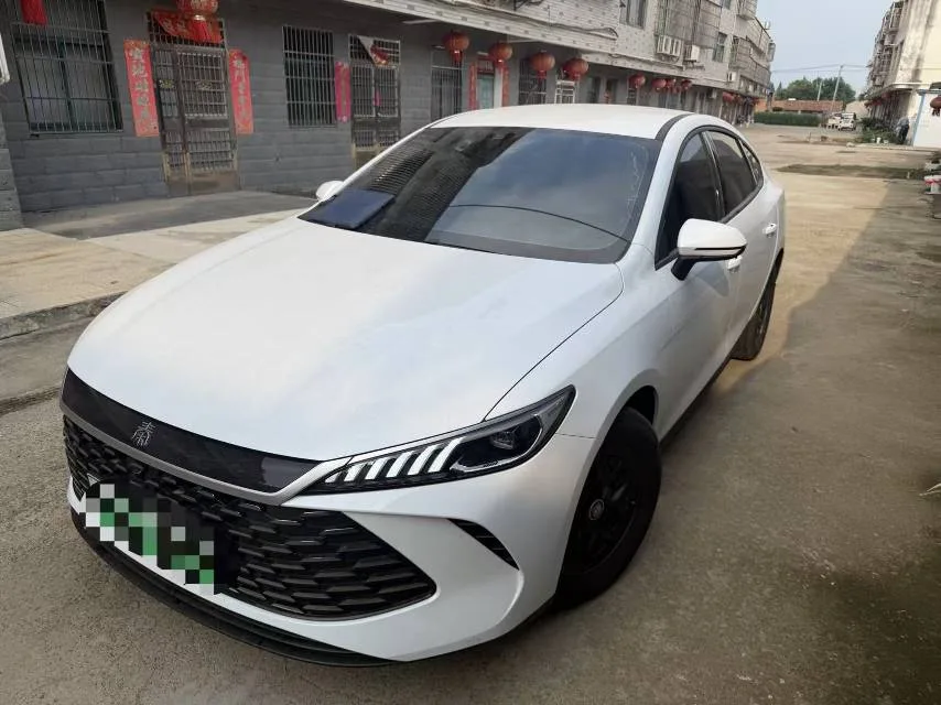 BYD 2025 Qin PLUS DM-i 1.5 CVT Intelligent Driving Edition 55KM Leading Model Automatic