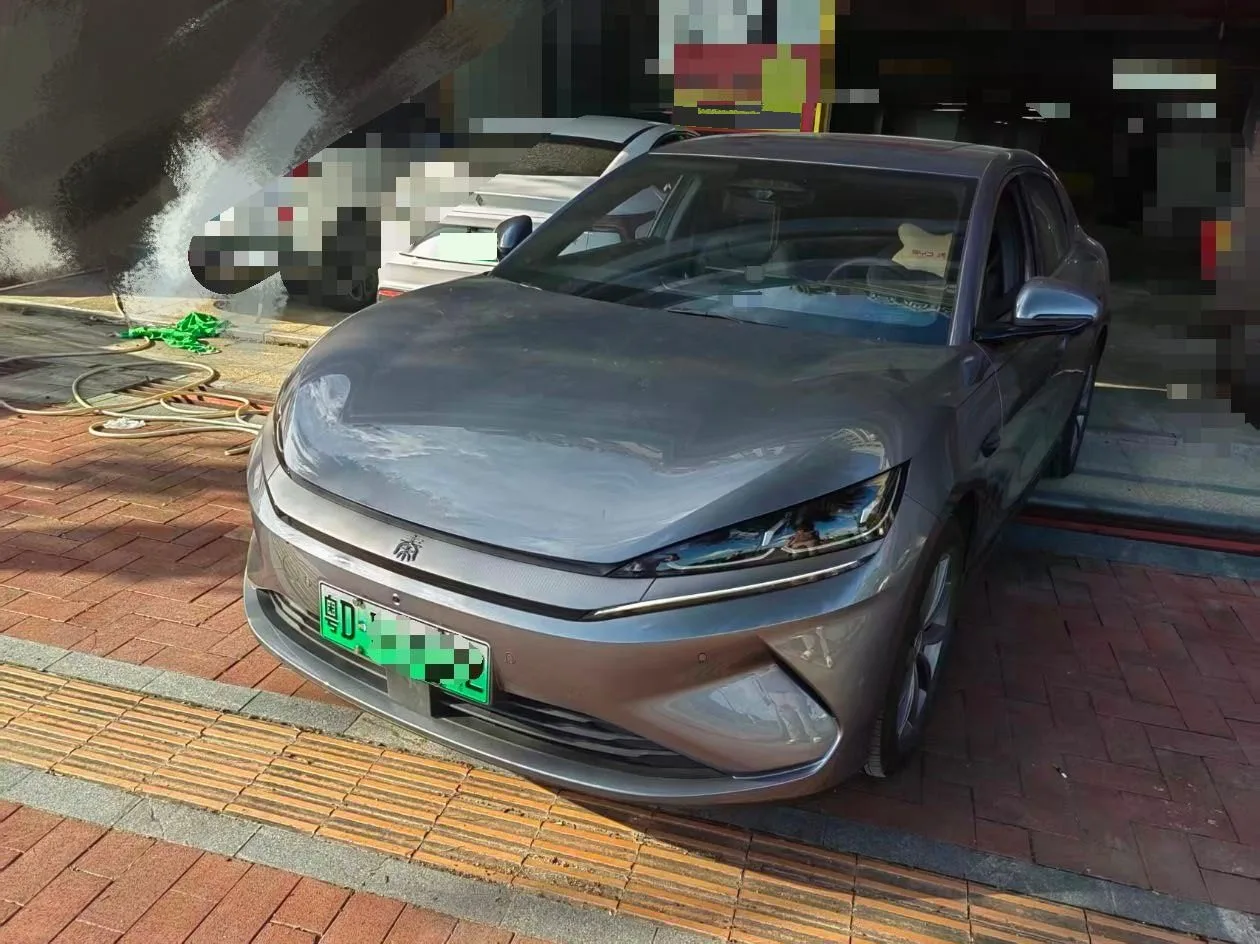 BYD 2025 Qin L EV 470KM Leading Edition Automatic