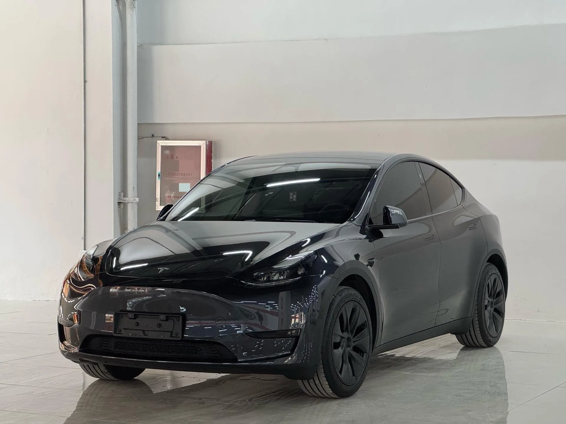 Model Y 2024 Rear-Wheel Drive