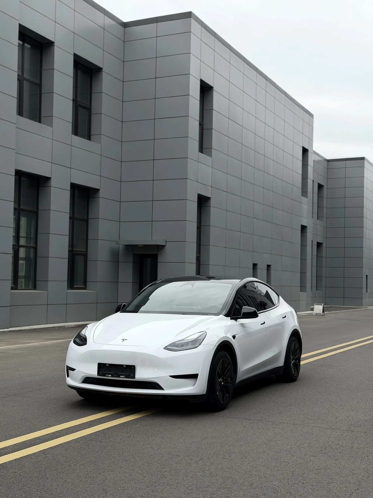 Model Y 2022 Facelift Rear-Wheel Drive Version