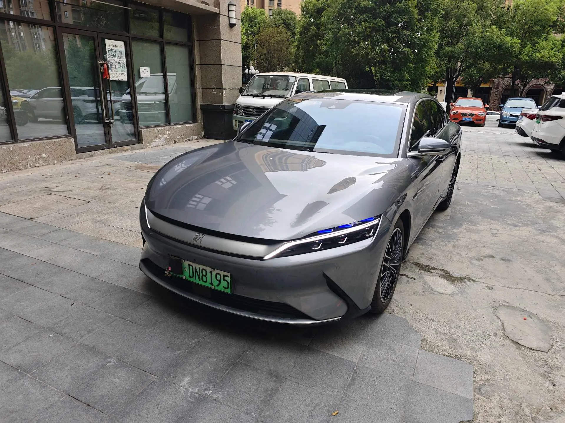 Han 2021 EV Standard Range Luxury Edition