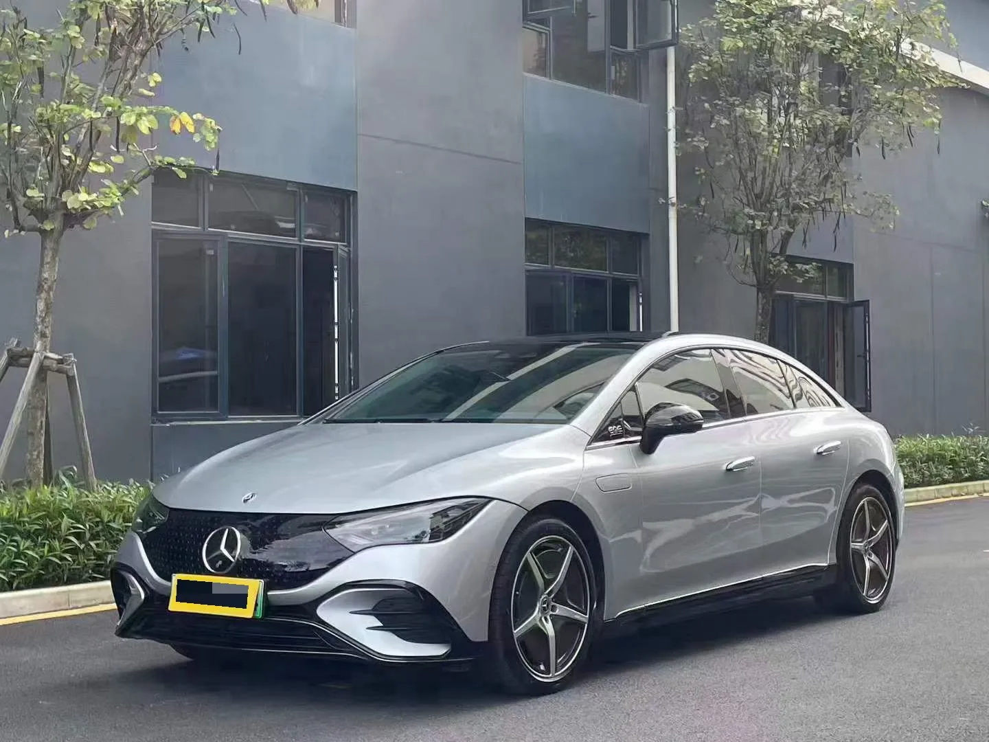 Mercedes-Benz EQE 2022 350 Luxury Edition