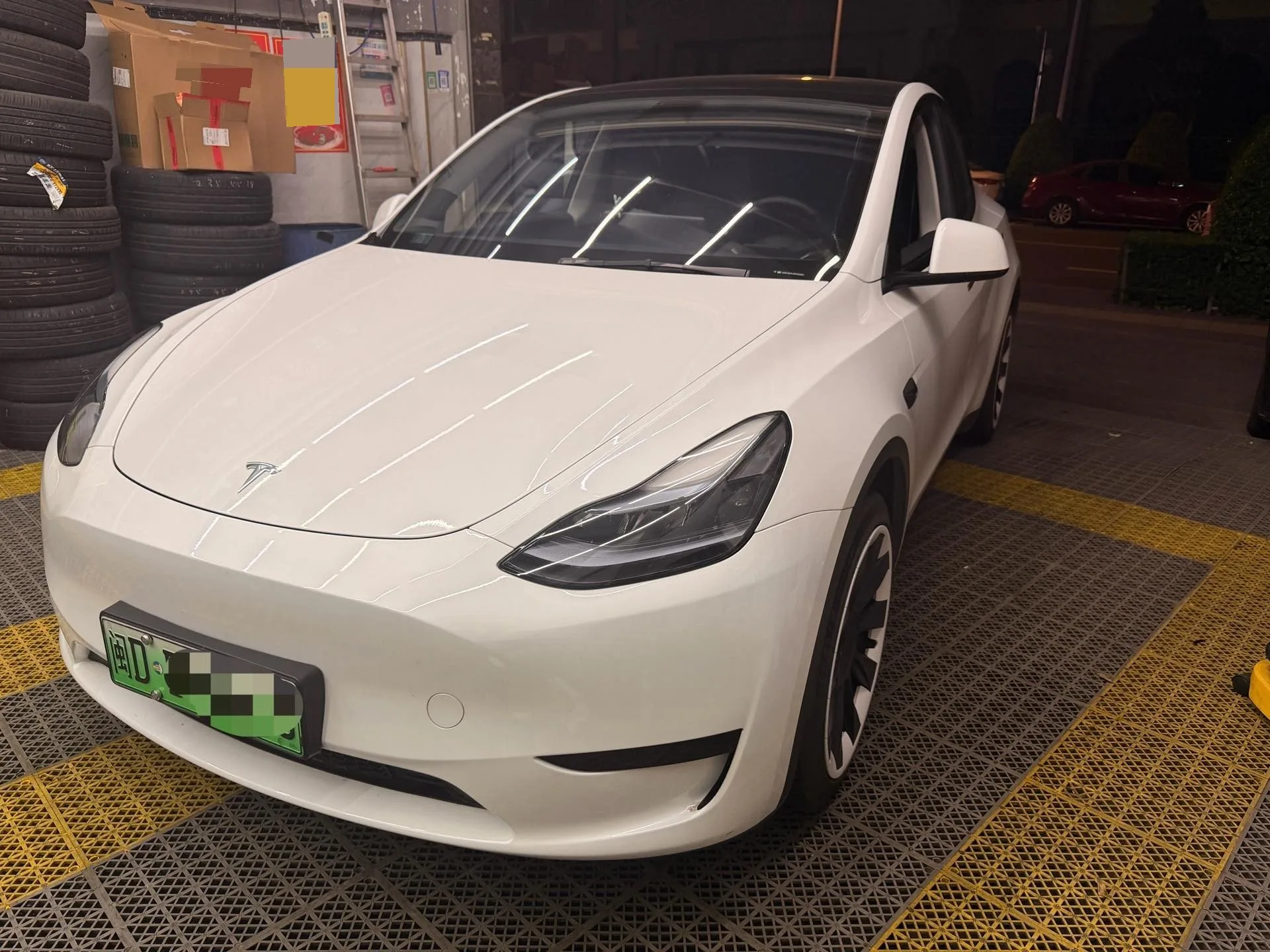 Model Y 2024 Rear-Wheel Drive