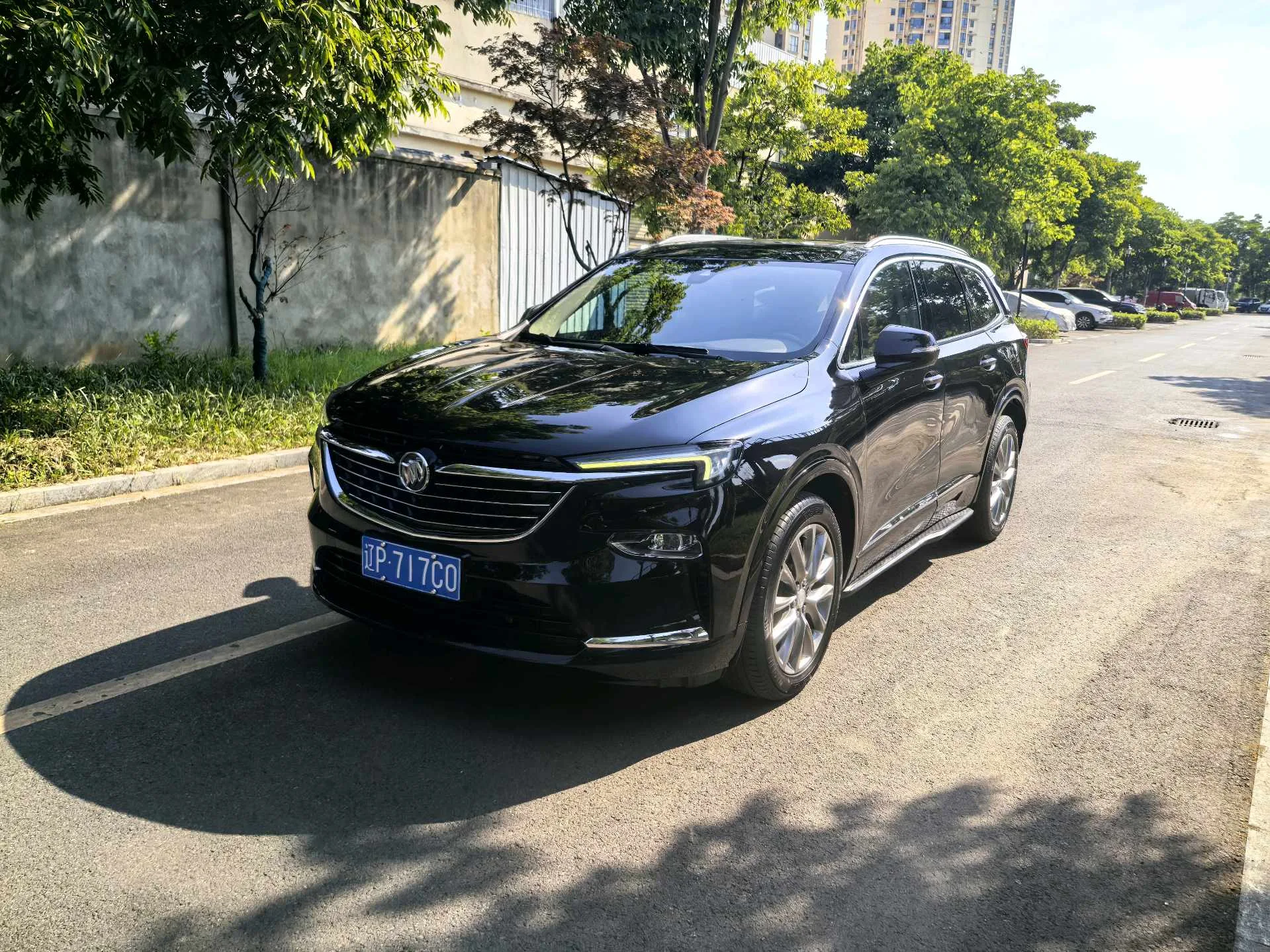 Enclave 2022 652T 2WD Premium 7-seater