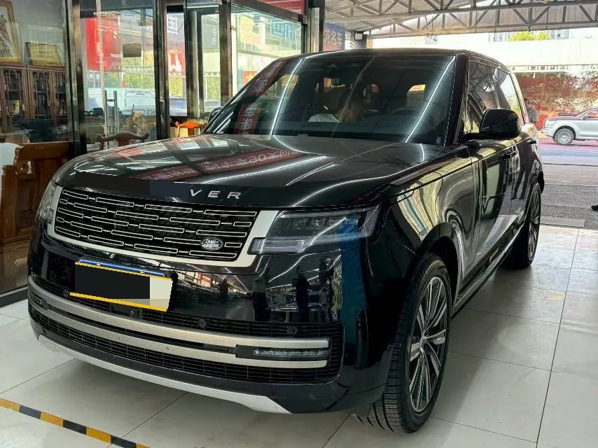 2025 Land Rover Range Rover (Imported) 48V 3.0T L6 400PS Extended Wheelbase Automatic