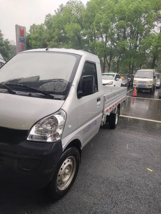 Wuling 2023 Rongguang New Truck 1.5 Single Cab Extended Standard Model Manual Transmission