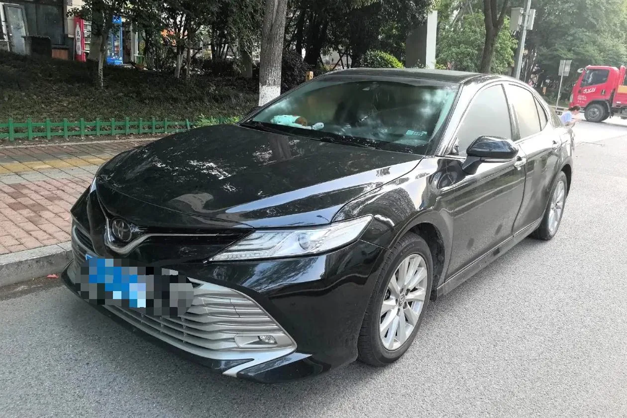 Camry 2019 Facelift 2.0G Luxury Edition