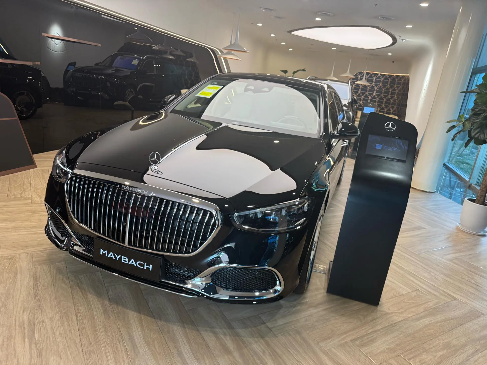 Mercedes-Maybach S-Class (Imported) 2025 S 480 4MATIC 48V 3.0T Automatic