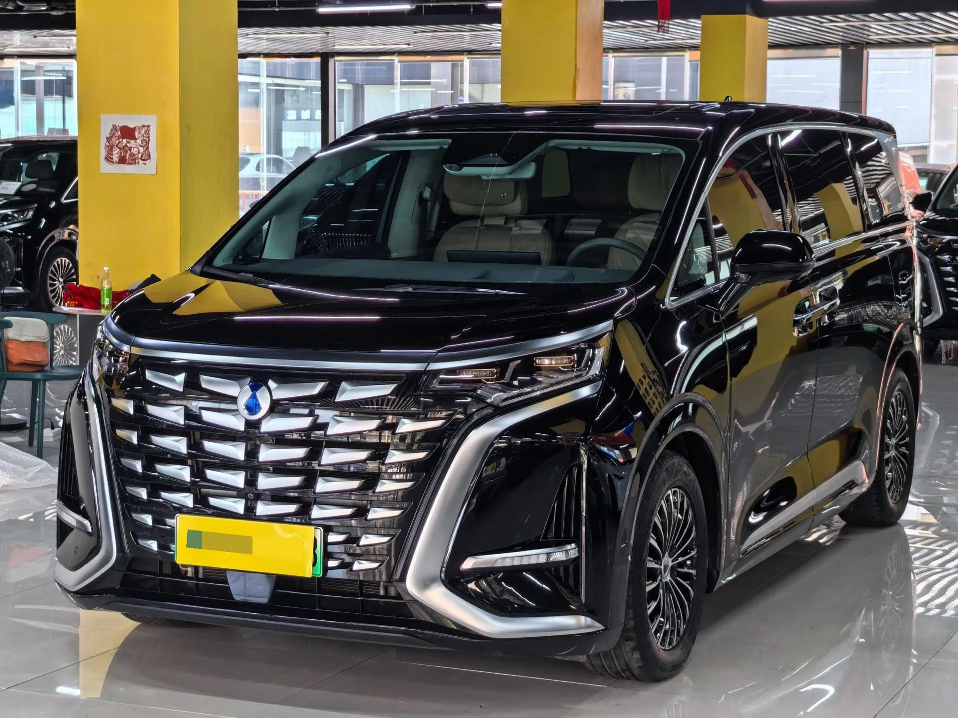 Denza D9 2022 DM-i 970 AWD Flagship Edition