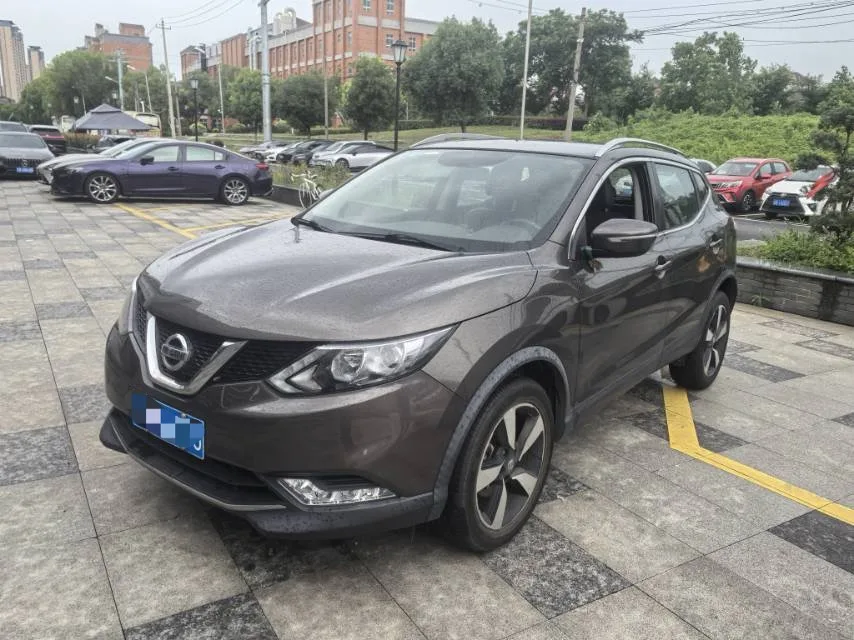 Nissan Qashqai 2017 2.0L CVT Smart Edition (National V Emission Standard)