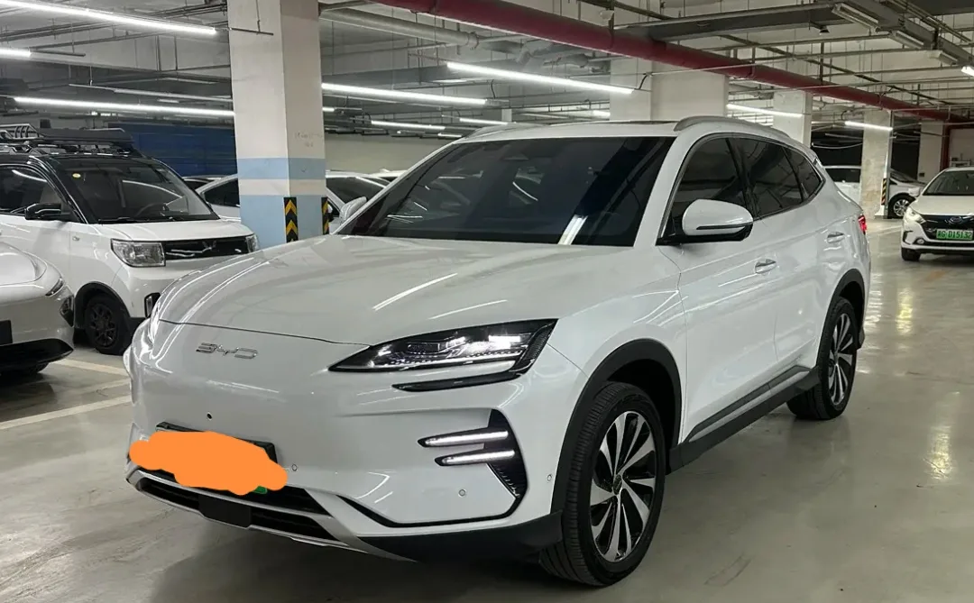 BYD 2023 Song PLUS EV Champion Edition 605KM Flagship PLUS Automatic