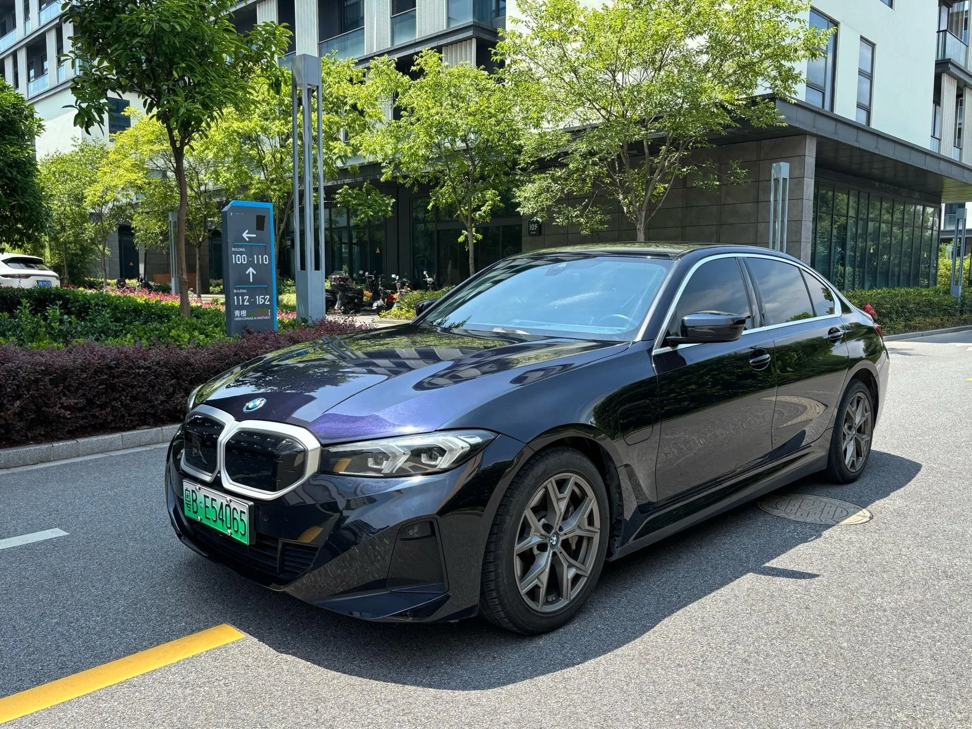 BMW i3 2022 eDrive 35L