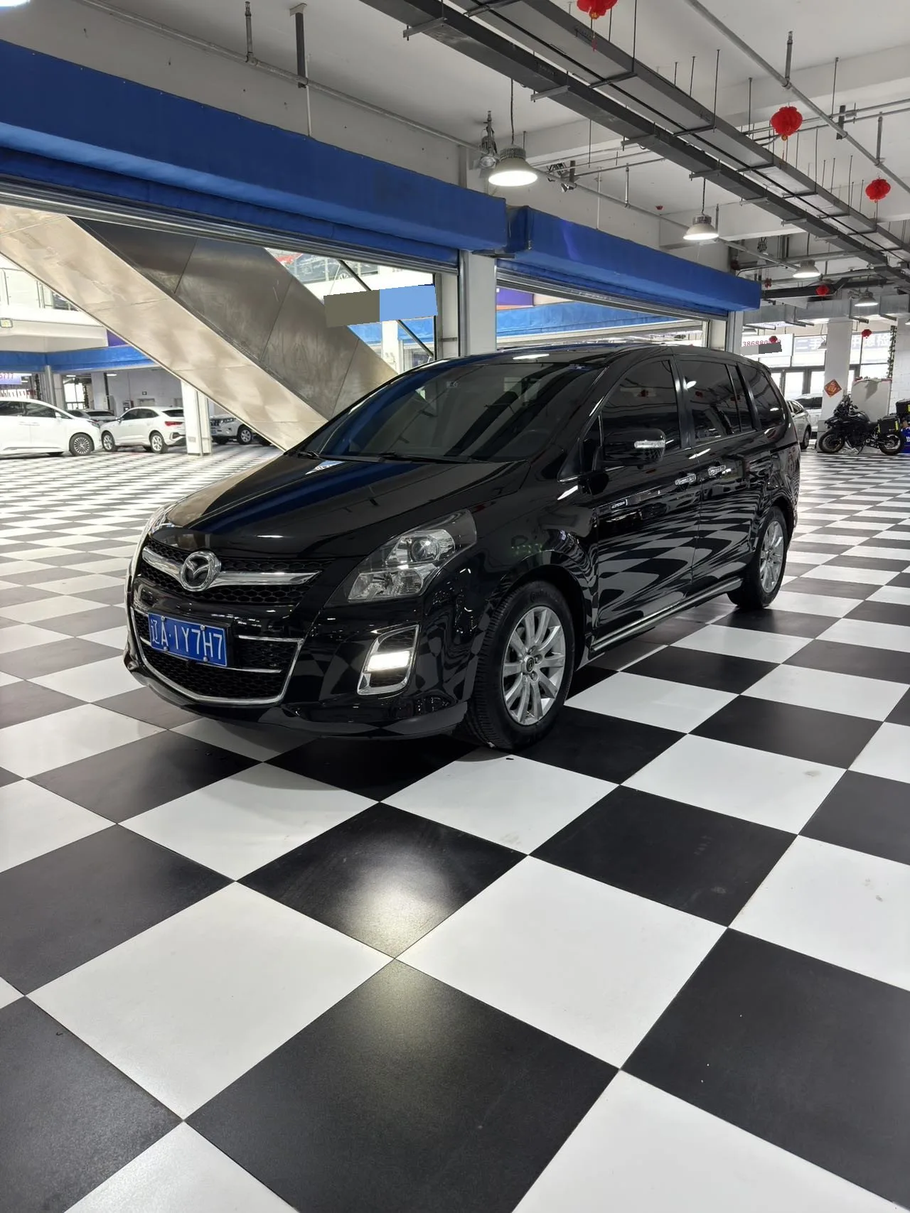 Mazda 8 2015 2.5L Navigator Edition