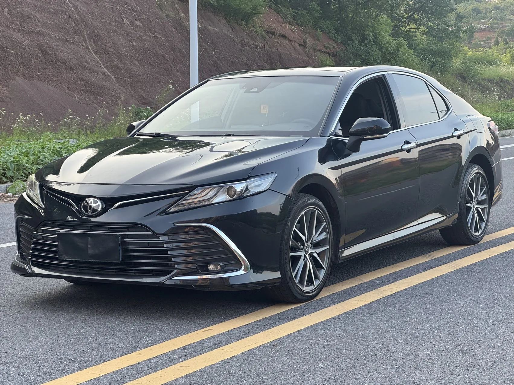 Camry 2021 2.5G Luxury Edition