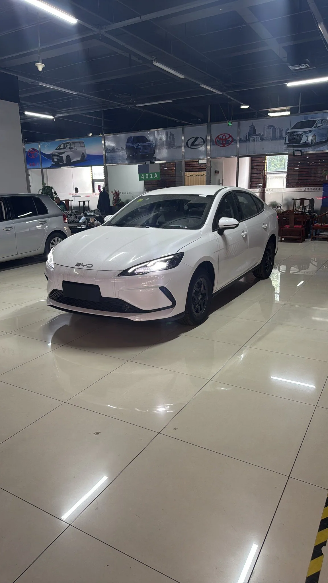 Seal 05 DM-i 2026 Model DM-i 128KM Luxury