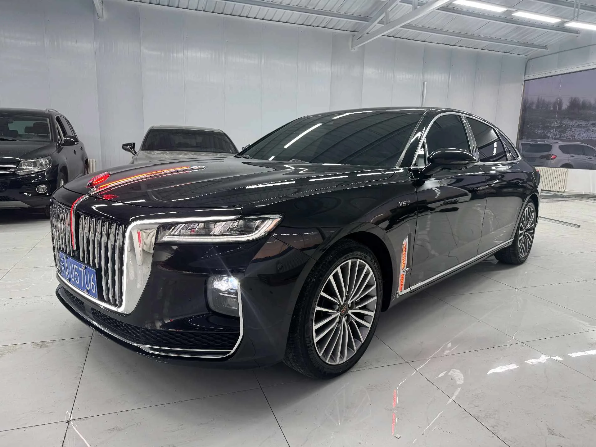 Hongqi H9 2020 2.0T Intelligent Flagship Edition