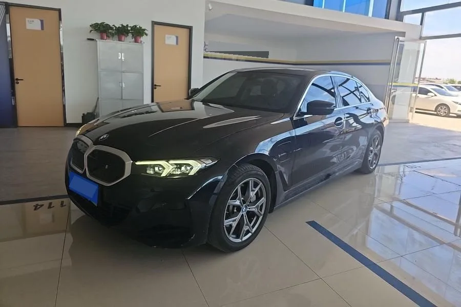 BMW 2024 i3 eDrive 35L Automatic