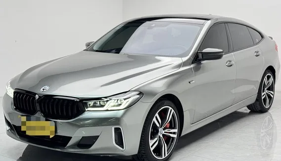 2021 BMW 6 Series GT 630i Luxury Design Package
